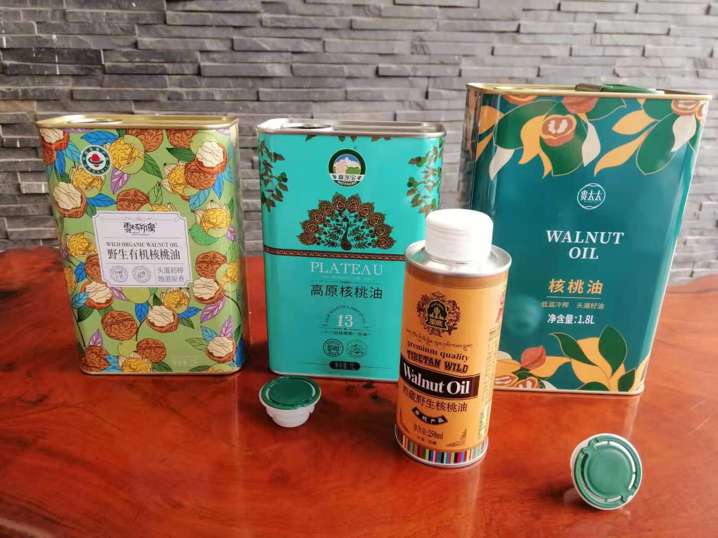 新疆葉城核桃油鐵罐 喀什地區(qū)特產核桃油圓形鐵罐定制