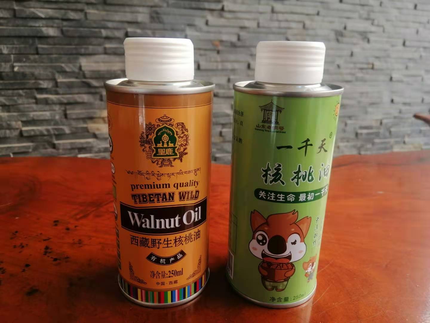 新疆葉城核桃油鐵罐 喀什地區(qū)特產核桃油圓形鐵罐定制